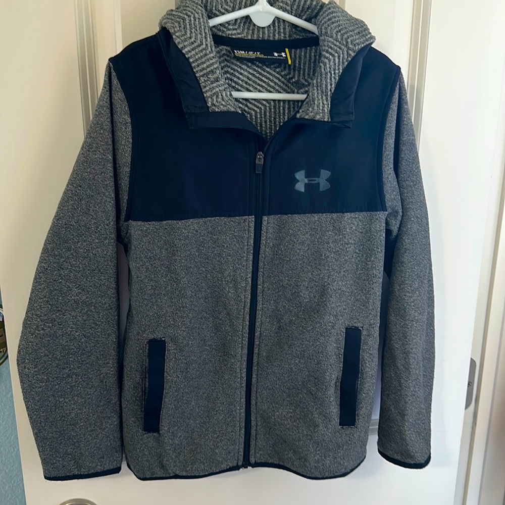Light weight zip up jacket